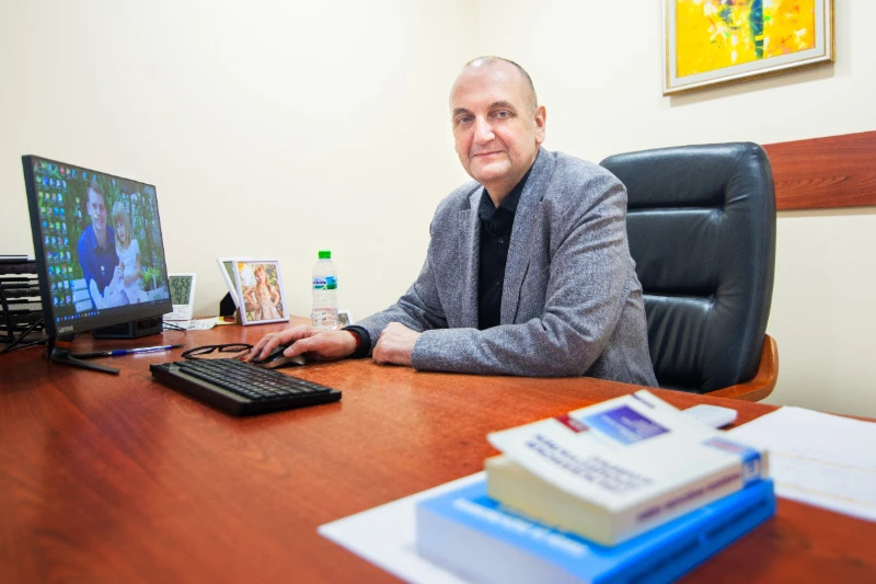 advokat evgieni milushev desk